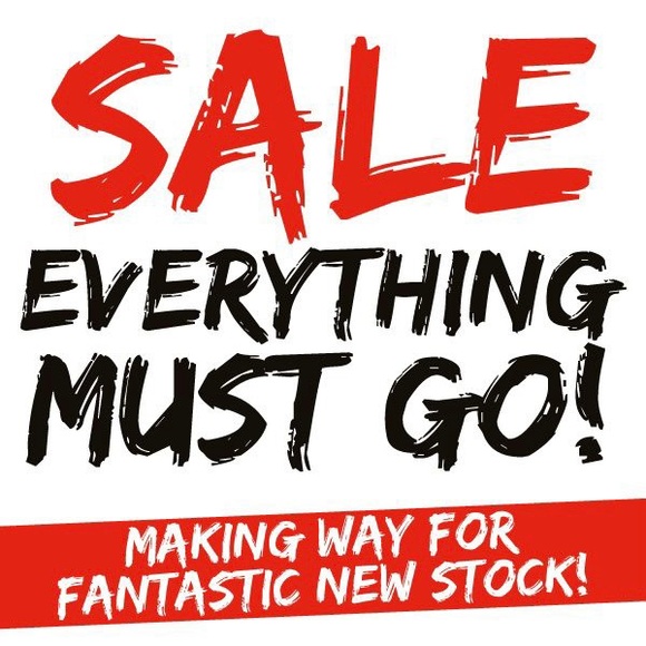 ‼️CLOSET CLEAR OUT SALE‼️ - Picture 2 of 7